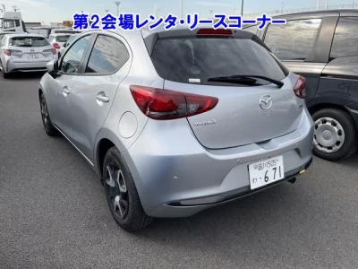 Mazda MAZDA2