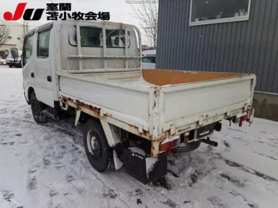Toyota DYNA  с аукциона в Японии