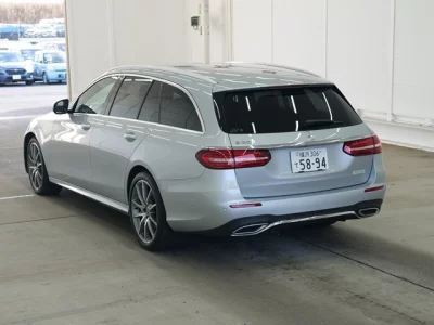 Mercedes-Benz E CLASS WAGON  с аукциона в Японии