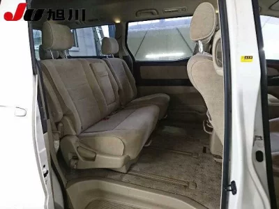 Toyota ALPHARD  с аукциона в Японии