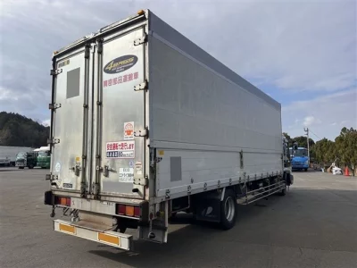 Isuzu FORWARD  с аукциона в Японии