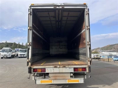 Isuzu FORWARD  с аукциона в Японии