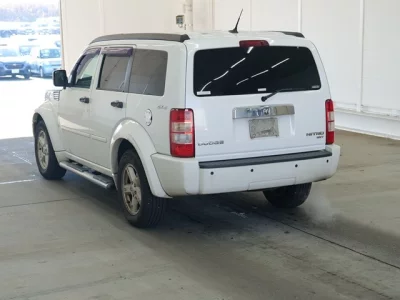 Dodge NITRO  с аукциона в Японии