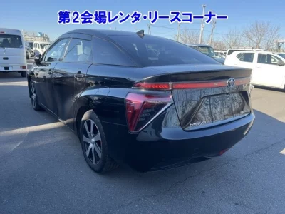 Toyota MIRAI  с аукциона в Японии