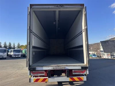 Mitsubishi FUSO TRUCK  с аукциона в Японии