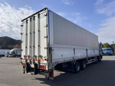 Mitsubishi FUSO TRUCK  с аукциона в Японии