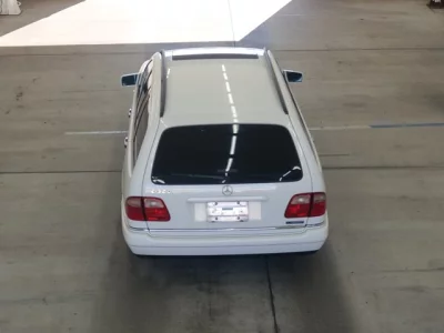 Mercedes-Benz E CLASS WAGON  с аукциона в Японии