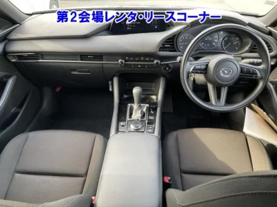 Mazda MAZDA3  с аукциона в Японии
