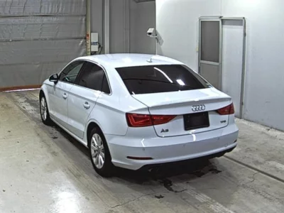 Audi A3  с аукциона в Японии