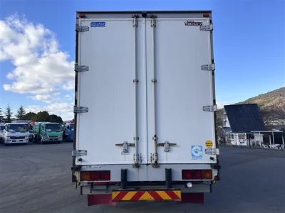 Isuzu TRUCK  с аукциона в Японии