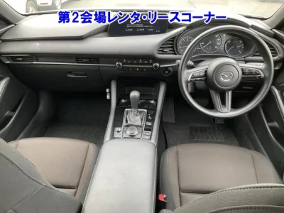 Mazda MAZDA3  с аукциона в Японии