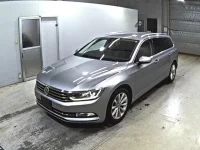 Volkswagen PASSAT VARIANT лот № 4175 оценка 4.5  с аукциона в Японии 3