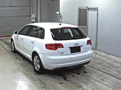 Audi A3  с аукциона в Японии