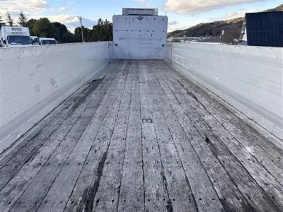 Mitsubishi FUSO TRUCK  с аукциона в Японии