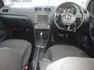 Volkswagen POLO  с аукциона в Японии