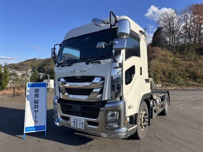 Isuzu TRUCK