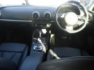 Audi A3  с аукциона в Японии