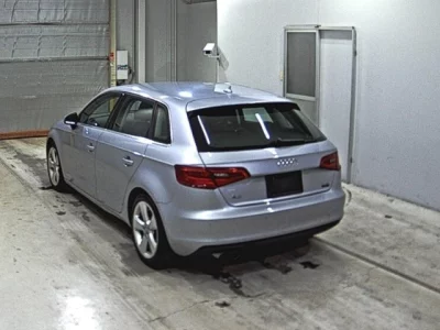 Audi A3  с аукциона в Японии