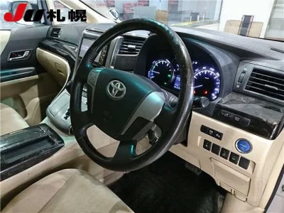 Toyota VELLFIRE  с аукциона в Японии