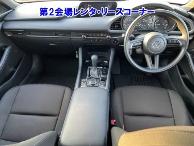 Mazda MAZDA3  с аукциона в Японии