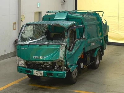 Isuzu ELF