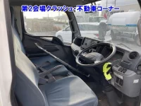 Mitsubishi CANTER лот № 90016 оценка 0  с аукциона в Японии 4