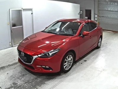 Mazda AXELA  с аукциона в Японии