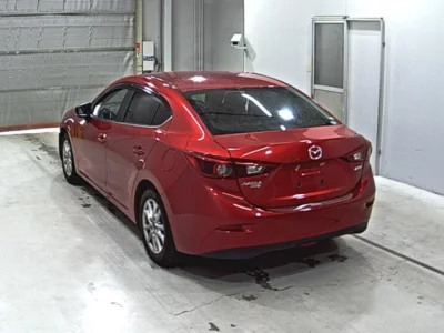 Mazda AXELA  с аукциона в Японии