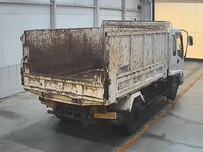 Isuzu FORWARD  с аукциона в Японии
