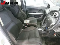 Toyota IST лот № 3040 оценка -  с аукциона в Японии 3