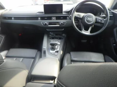 Audi A4  с аукциона в Японии