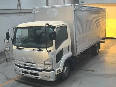 Isuzu FORWARD  с аукциона в Японии