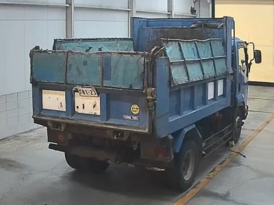 Isuzu FORWARD  с аукциона в Японии