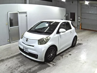 Toyota IQ