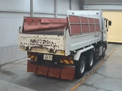 Isuzu TRUCK