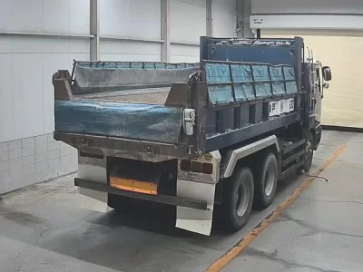 Isuzu TRUCK