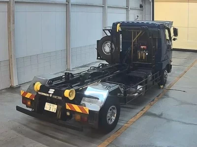 Mitsubishi FUSO FIGHTER