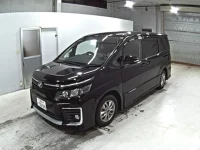 Toyota VOXY лот № 3098 оценка 4  с аукциона в Японии 3