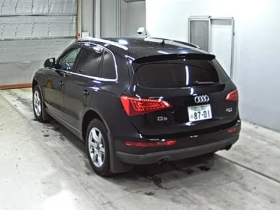 Audi Q5  с аукциона в Японии