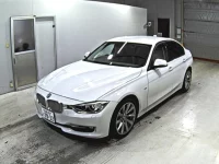 BMW 3-Series лот № 3122 оценка 3.5  с аукциона в Японии 3