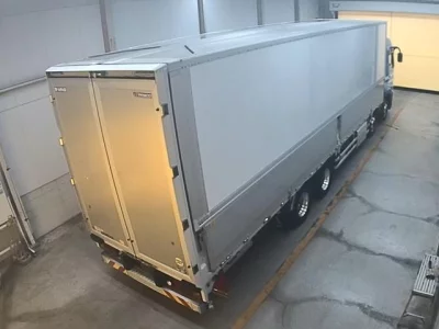 Mitsubishi FUSO TRUCK  с аукциона в Японии