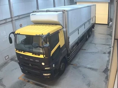 Mitsubishi FUSO TRUCK  с аукциона в Японии