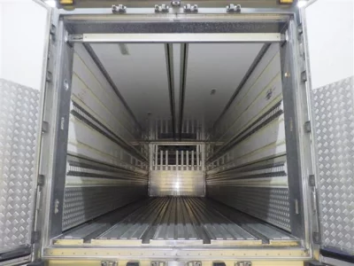 Mitsubishi FUSO TRUCK  с аукциона в Японии