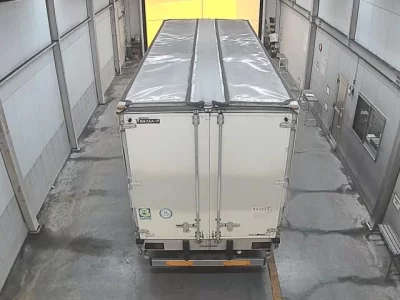 Isuzu FORWARD  с аукциона в Японии