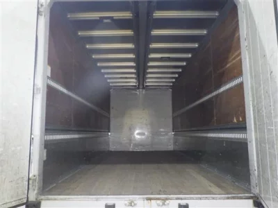 Isuzu FORWARD  с аукциона в Японии