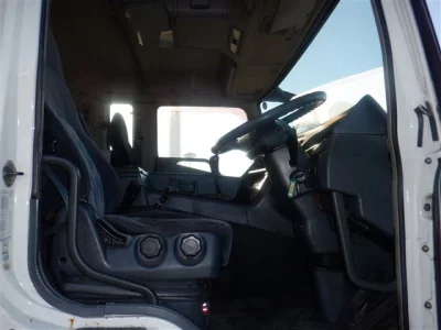 Mitsubishi FUSO TRUCK  с аукциона в Японии