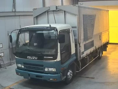 Isuzu FORWARD  с аукциона в Японии