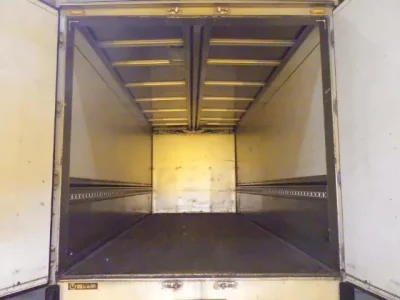 Isuzu FORWARD  с аукциона в Японии