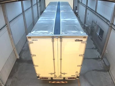 Mitsubishi FUSO TRUCK  с аукциона в Японии