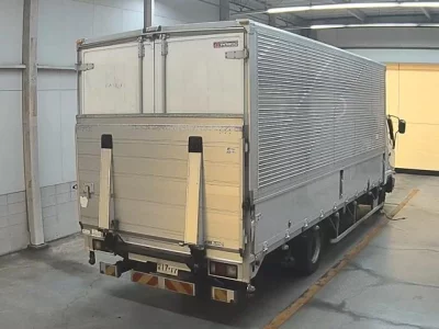 Mitsubishi FUSO FIGHTER